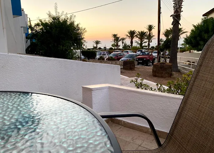 Justsmile - Seaview Maisonette In Latchi